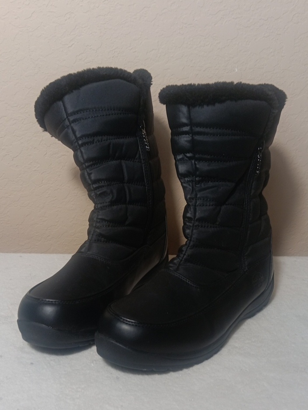 Totes Jennifer Black Waterproof Winter Snow Boots - Size 11W- EUC